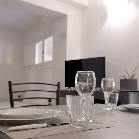 Sky Loft Airport - Modern Apt 1St Floor Apartment Bologna Exterior photo