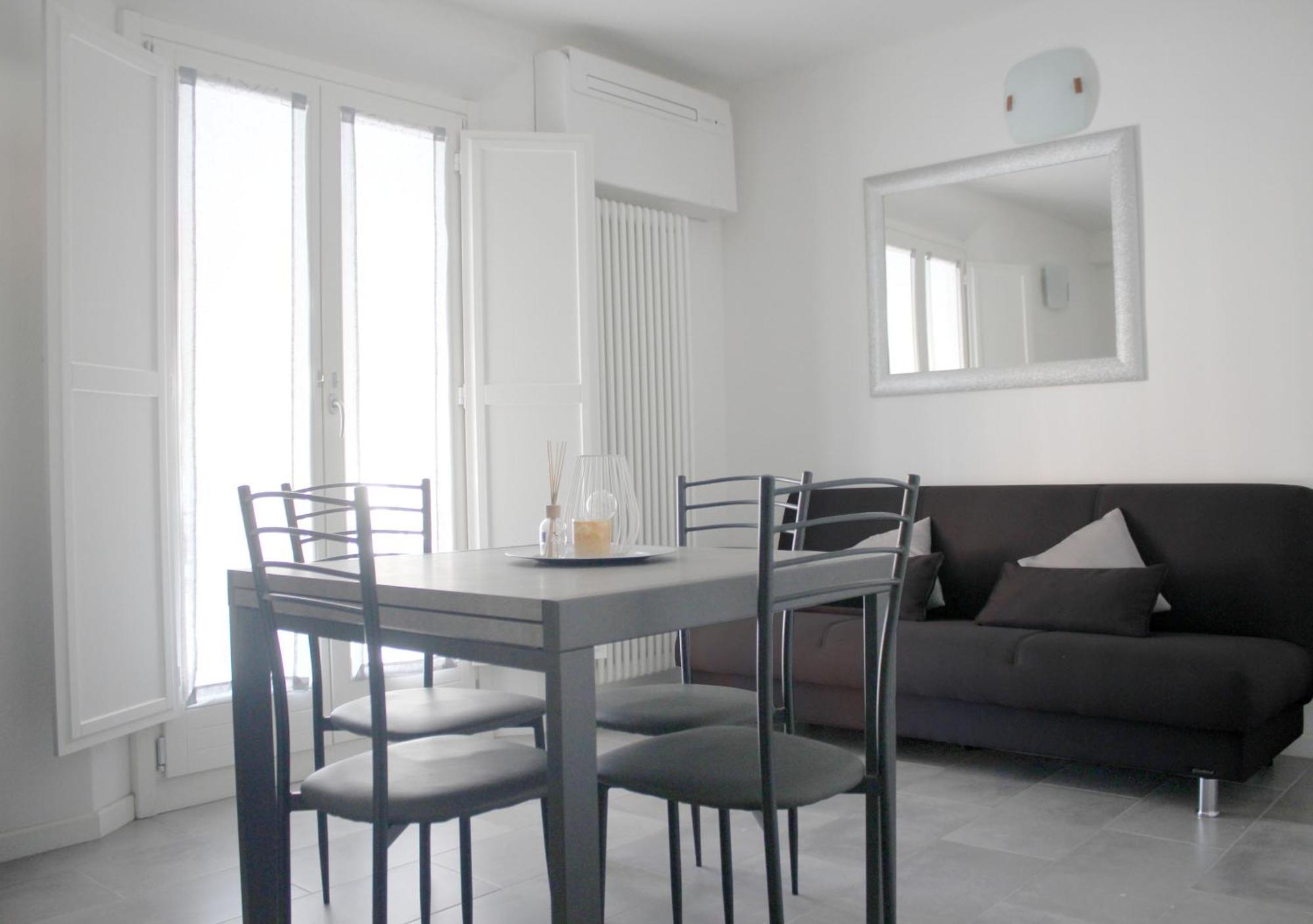 Sky Loft Airport - Modern Apt 1St Floor Apartment Bologna Exterior photo