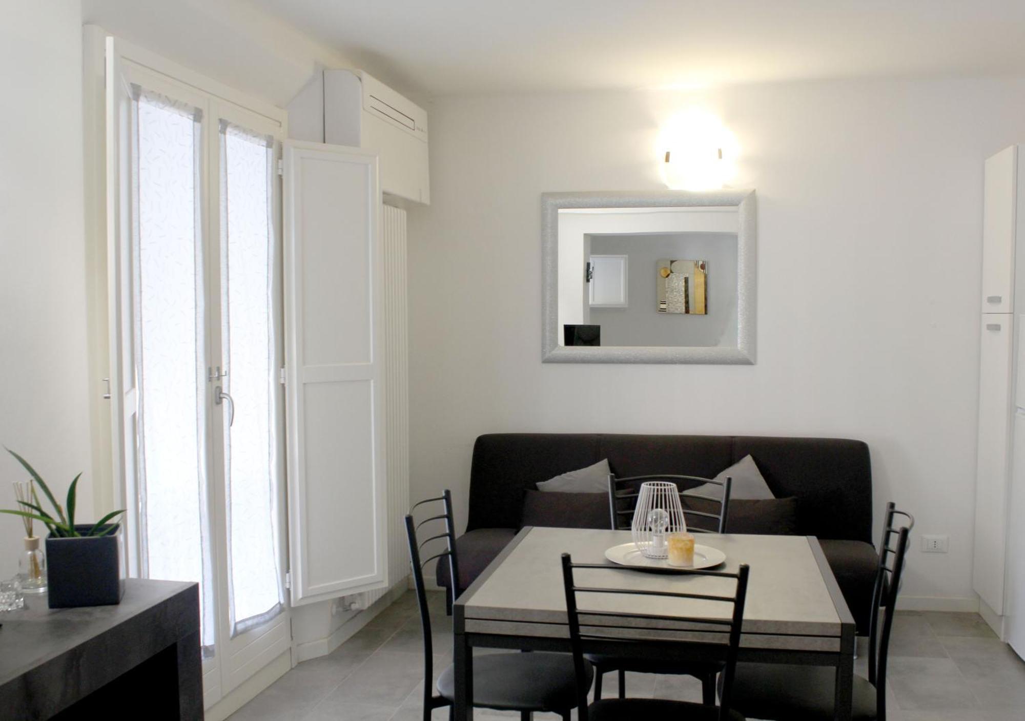 Sky Loft Airport - Modern Apt 1St Floor Apartment Bologna Exterior photo